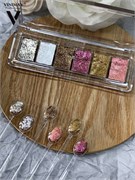 Крем- втирка в палетке 004 2000000037943