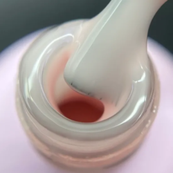 Камуфлирующая база Enigma Extra base Milk молочная 15 мл.
