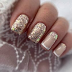 «SHE» GLITTER GEL POLISH «TATI» #400(10 ml)