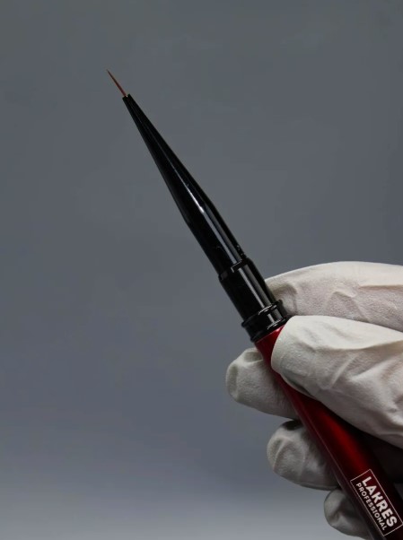 Кисть Lakres волосок 6 мм Vamp с колпачком