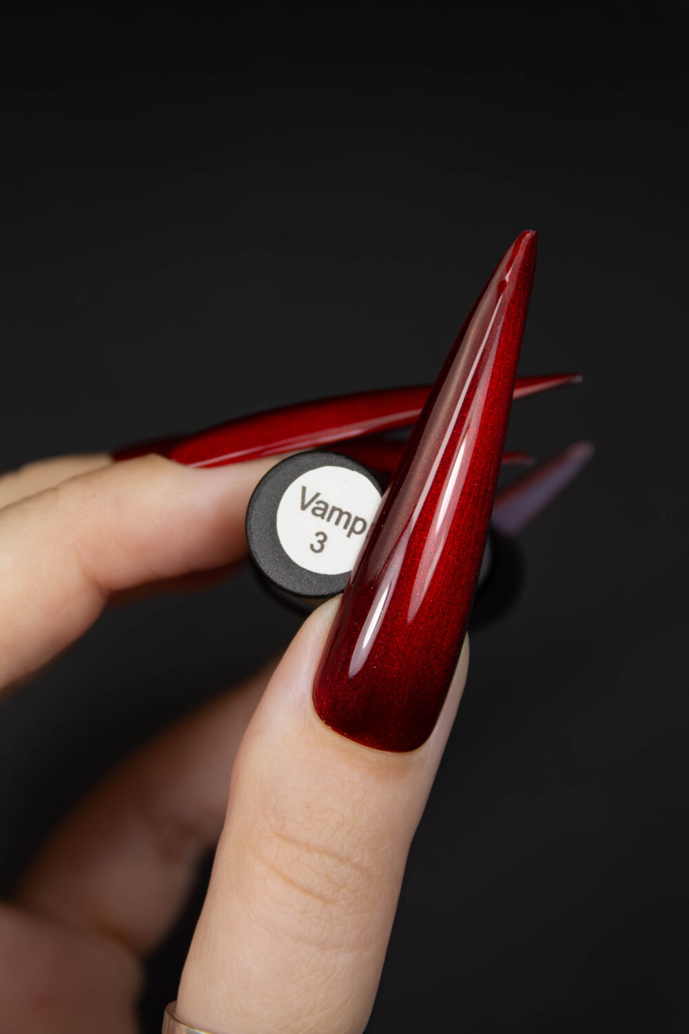 Гель- лак ILLUSION Vamp 3, 5 мл красная кошка