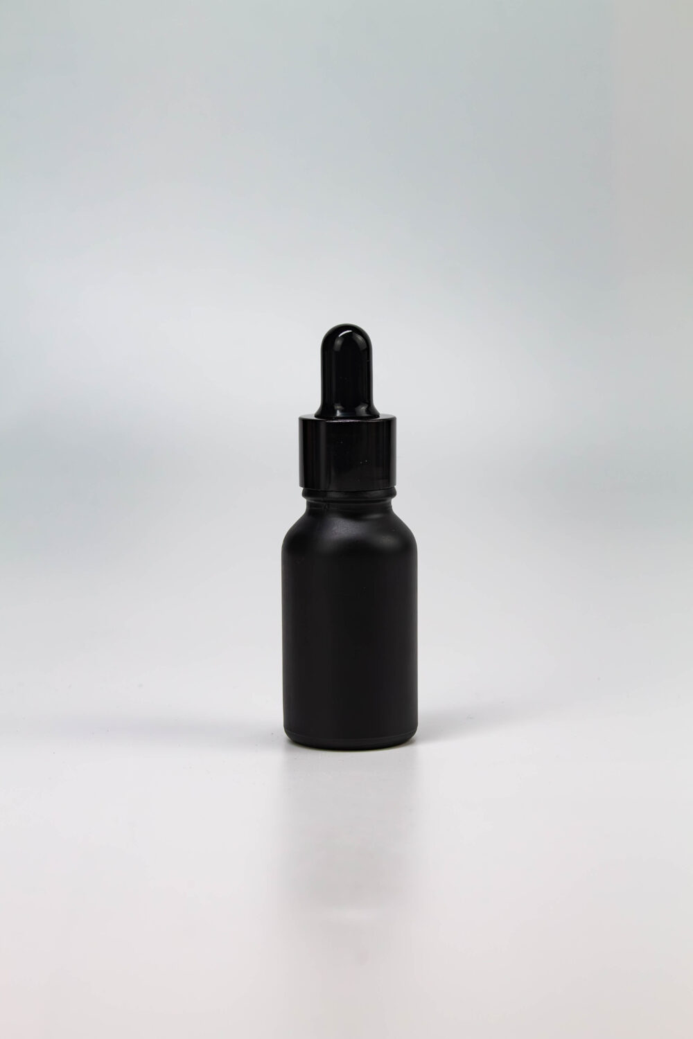 бутылка с пипеткой черная матовая  15 мл