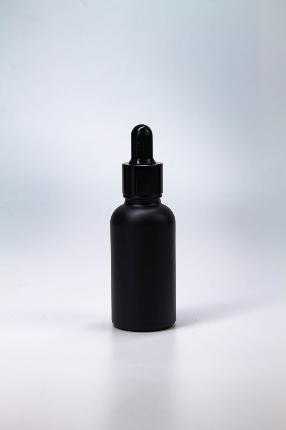 бутылка с пипеткой черная матовая 30 мл