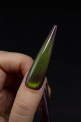 Гель-лак Lakres Blackcurrent Cat Eye, 5 ml