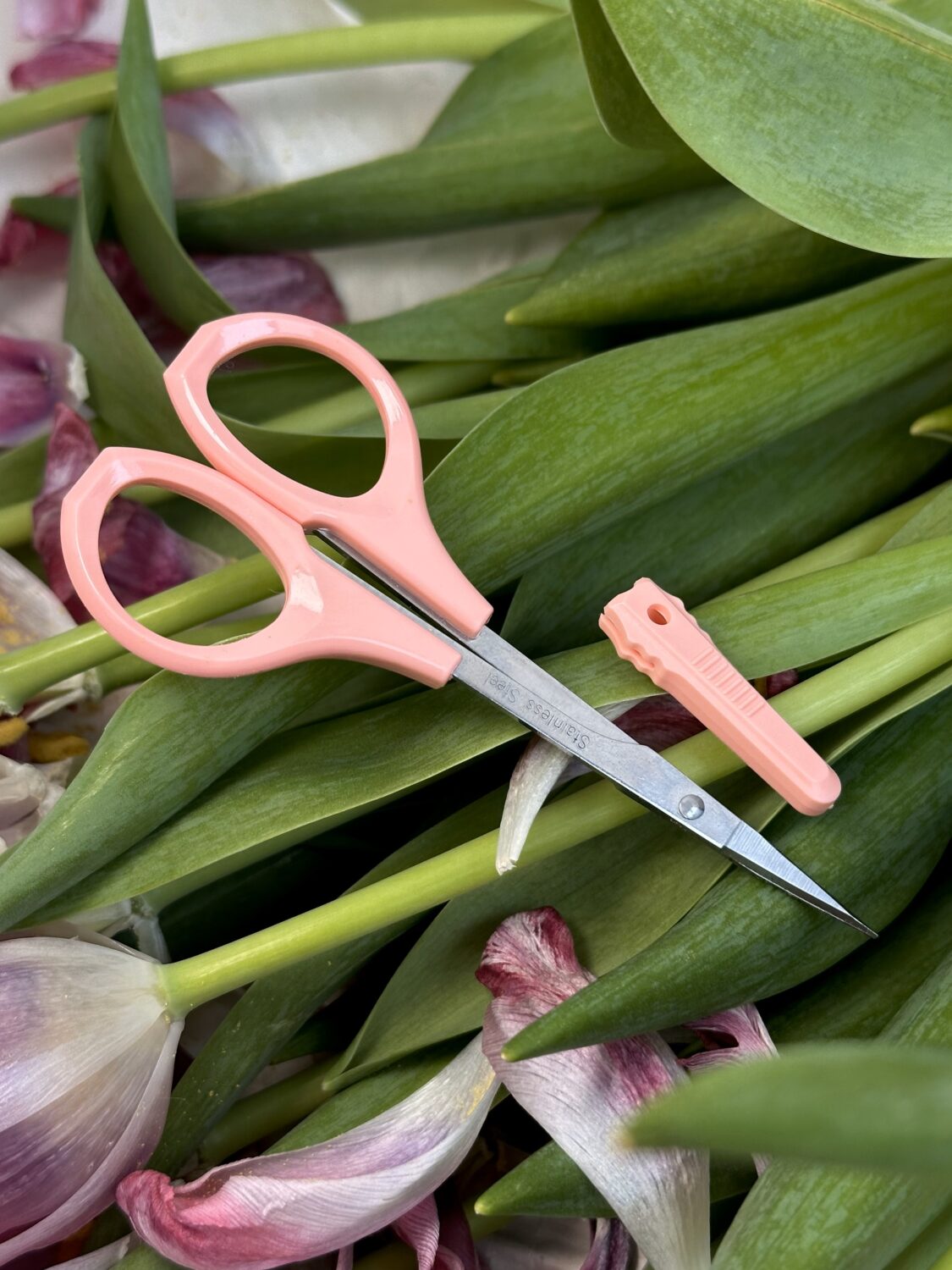 Ножницы универсальные косметические