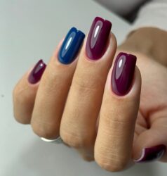 Цветная жесткая база Colloration Hard №39 — Бордово-сливовый оттенок (20 мл)