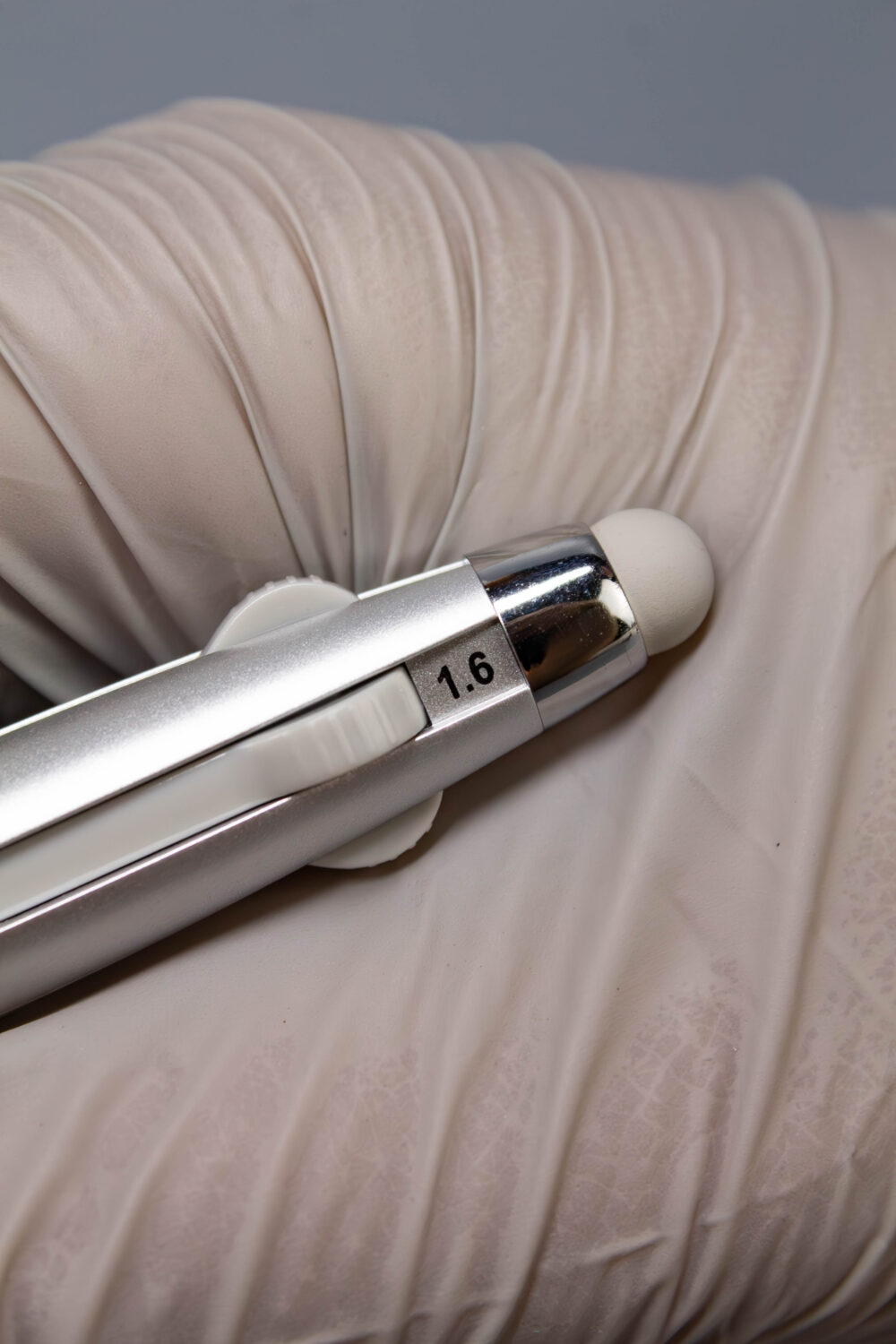 Дотс — ручка с разными насадками