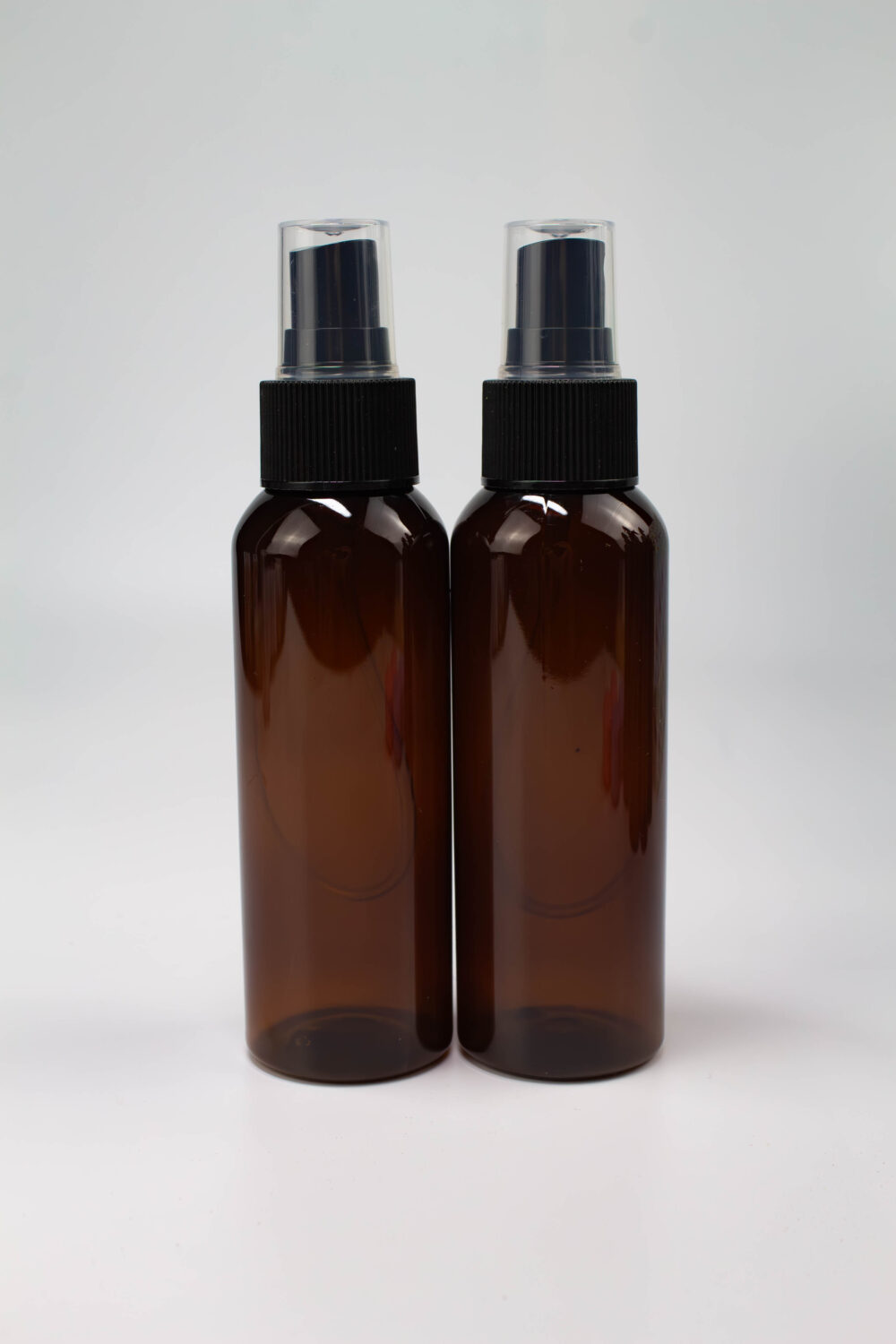 Флакон с распылителем 100 мл коричневый