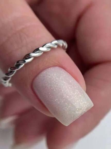 Камуфлирующая база Enigma Opal base №01 15 мл.