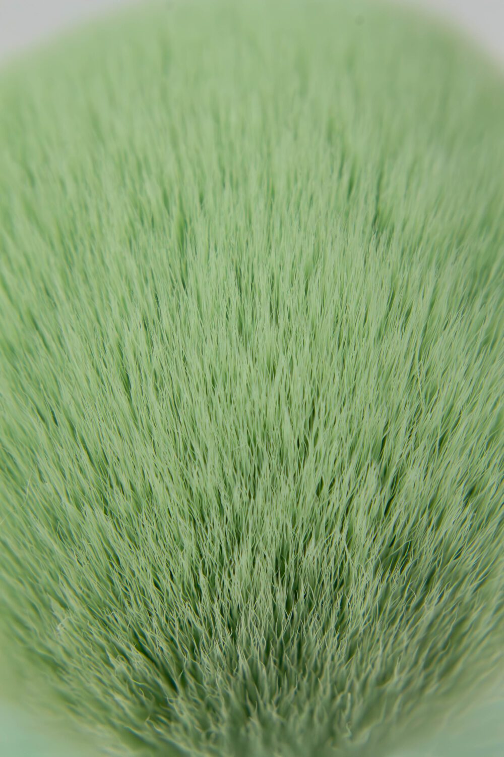 Кисть сметка в футляре зеленая