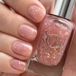 Лак для ногтей TOPS тон 217