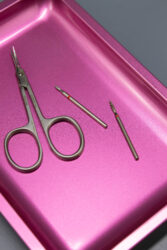 Лоток металлический прямоугольный фукси