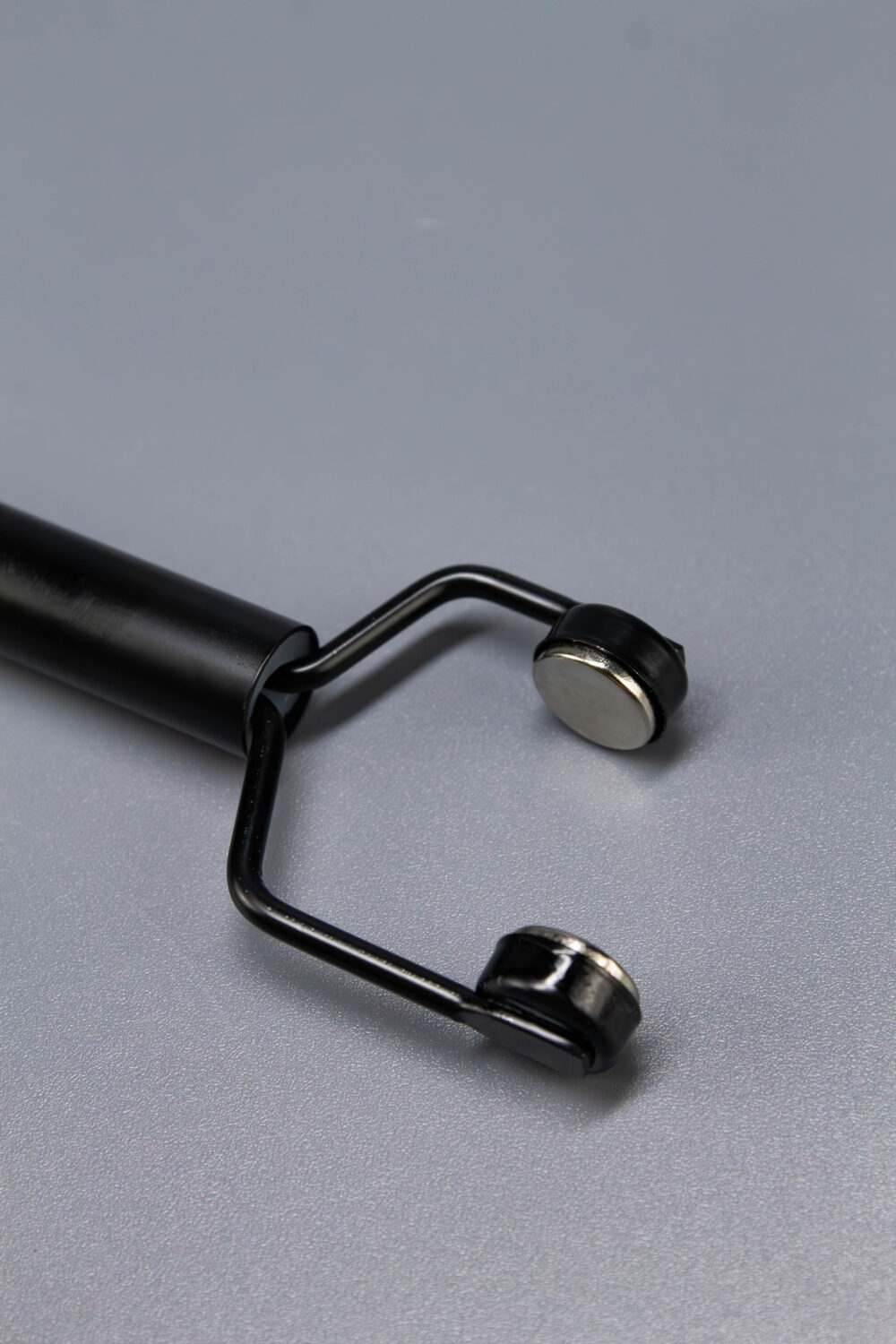 Магнит Y-образный для гель-лака