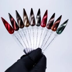 NEW! Гель-лак кошачий глаз Ginger cat 05 SOLAlove, 10мл