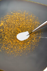 Пластина Драгоценный камень квадрат серый