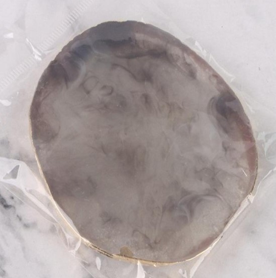 Пластина Драгоценный камень серый