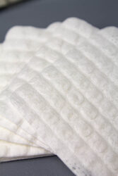 «Самые лучшие» Салфетки безворосовые 5* 5 см 500 штук (структура соты)